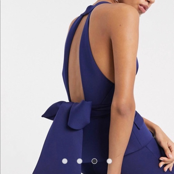 plunge pocket detail midi dress - Picture 5 of 5
